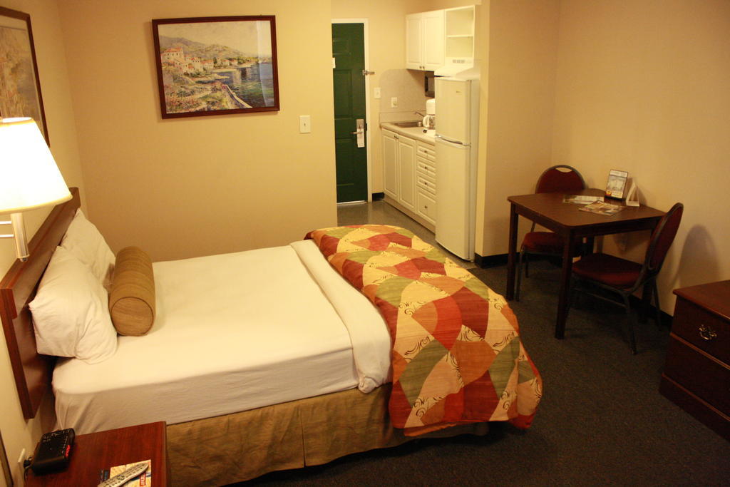 Intown Suites Extended Stay Select Hampton Va Pokój zdjęcie